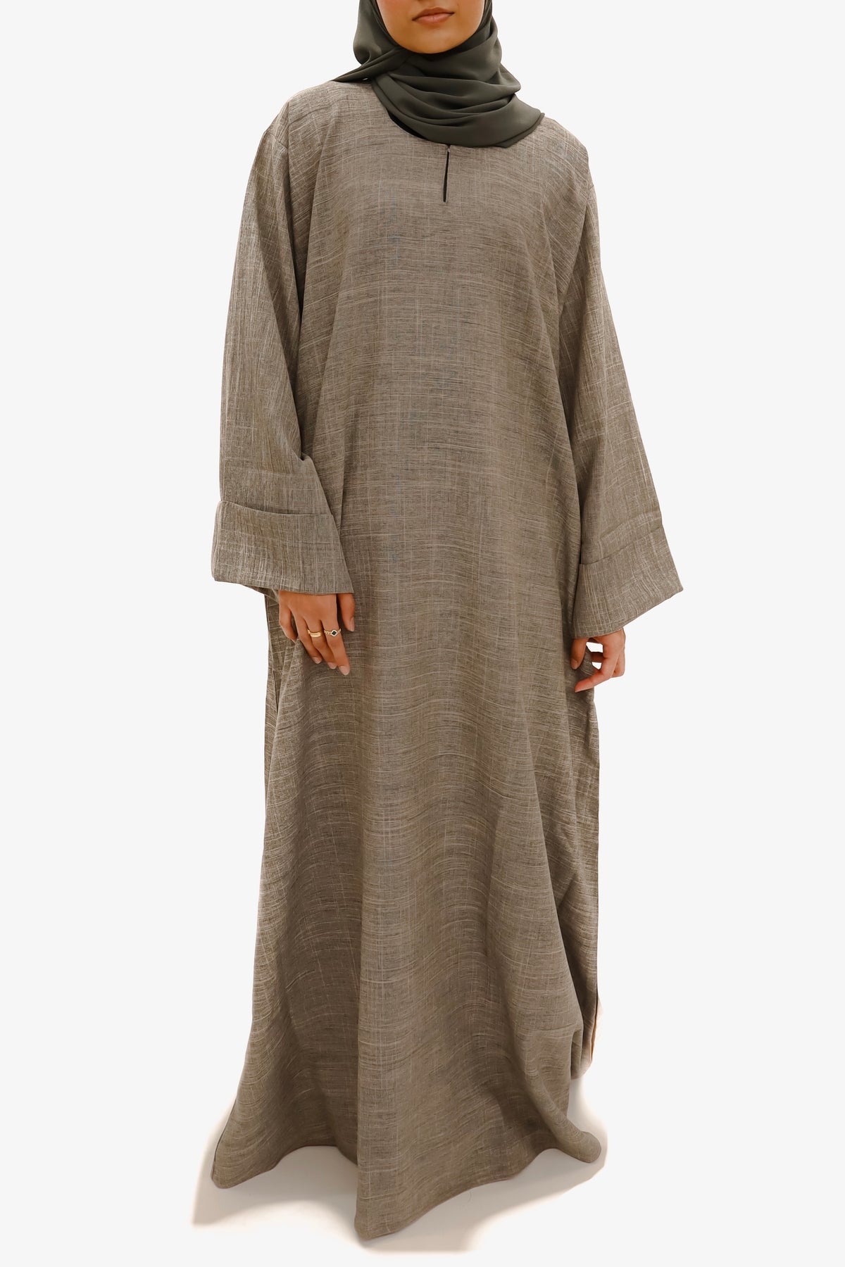 Layan Abaya